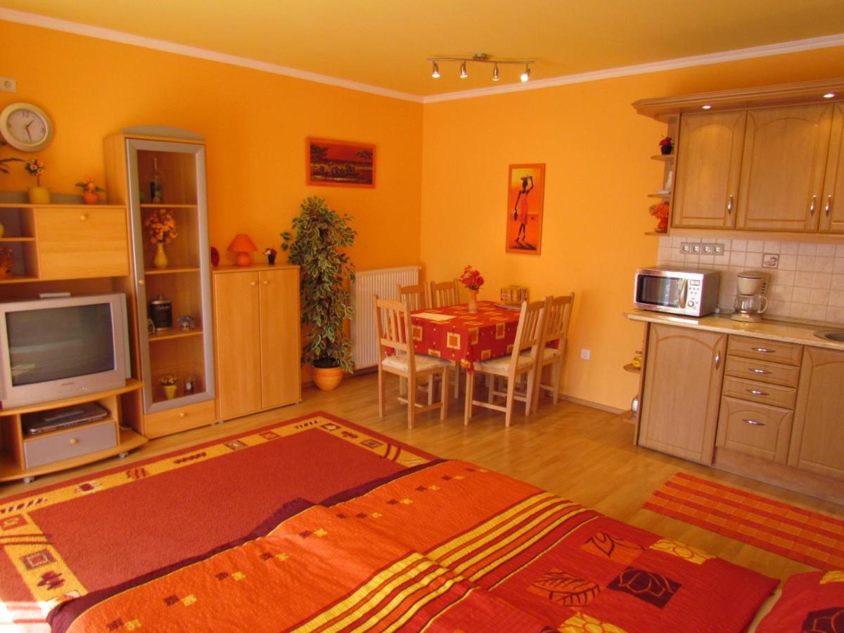 Balaton Wellness Apartman Siofok Bagian luar foto