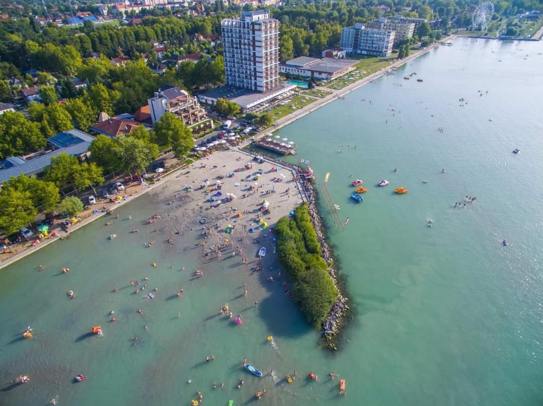 Balaton Wellness Apartman Siofok Bagian luar foto