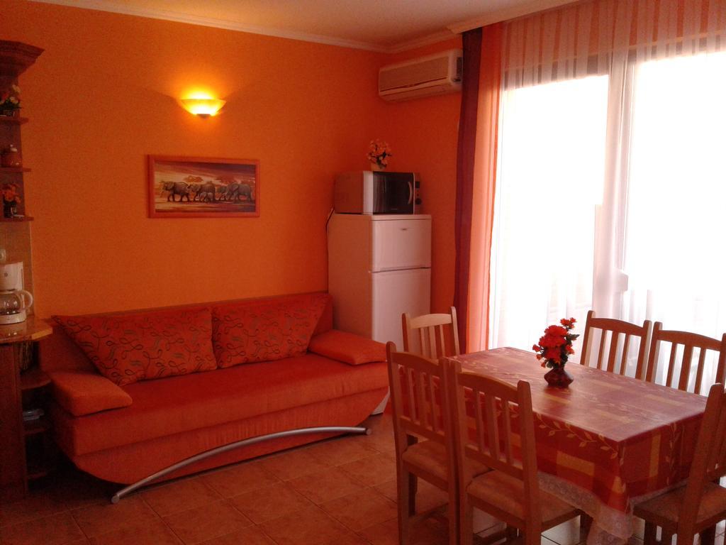 Balaton Wellness Apartman Siofok Bagian luar foto