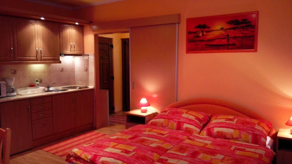 Balaton Wellness Apartman Siofok Ruang foto